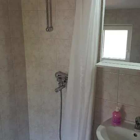 Apartment Edita *